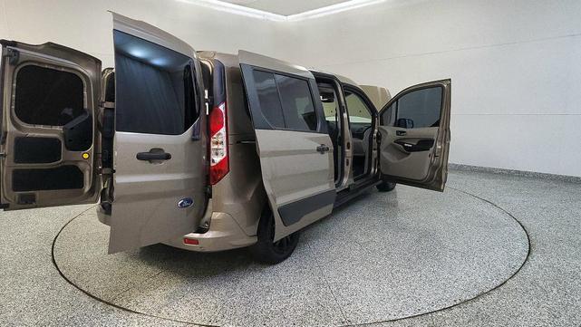Photo of 2019 Silver Ford Transit Connect