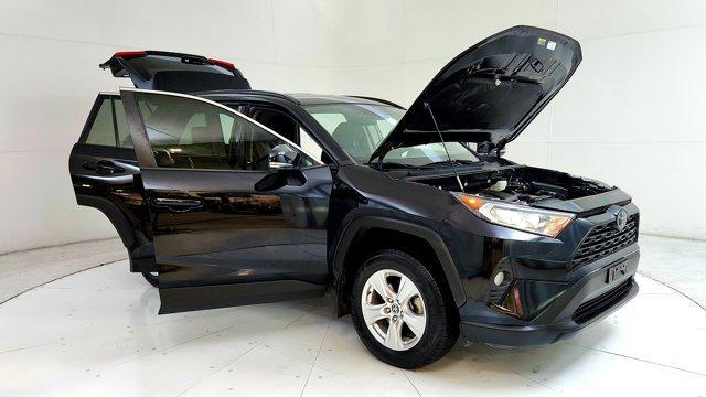 Photo of 2021 Black Toyota RAV4