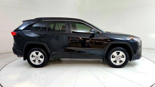 Photo of 2021 Black Toyota RAV4