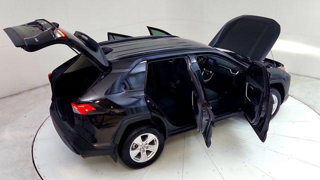 Photo of 2021 Black Toyota RAV4