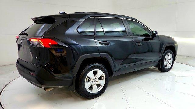 Photo of 2021 Black Toyota RAV4