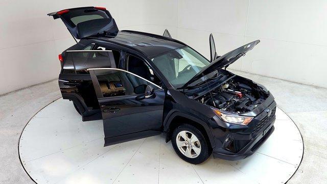 Photo of 2021 Black Toyota RAV4