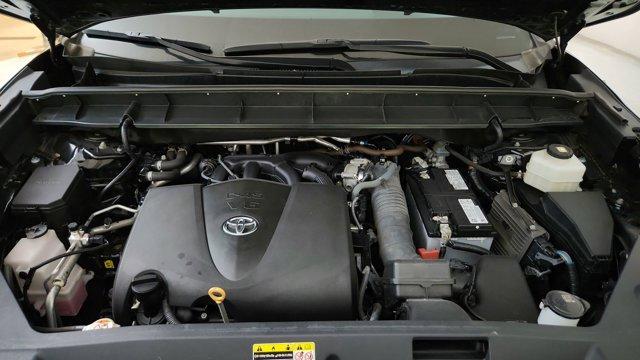 Photo of 2021 Black Toyota Highlander