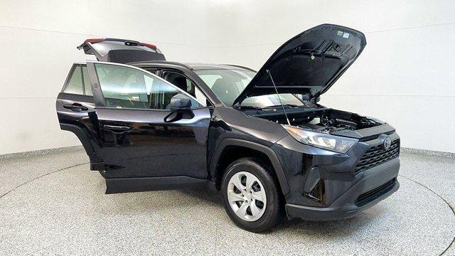 Photo of 2021 Black Toyota RAV4