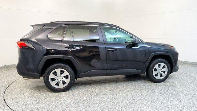 Photo of 2021 Black Toyota RAV4