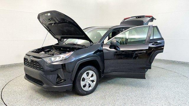 Photo of 2021 Black Toyota RAV4
