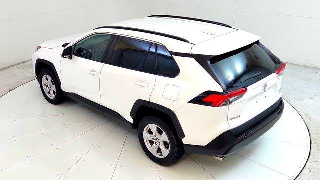 Photo of 2021 White Toyota RAV4