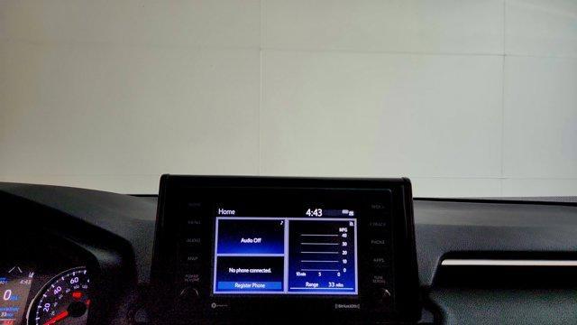 Photo of 2021 White Toyota RAV4