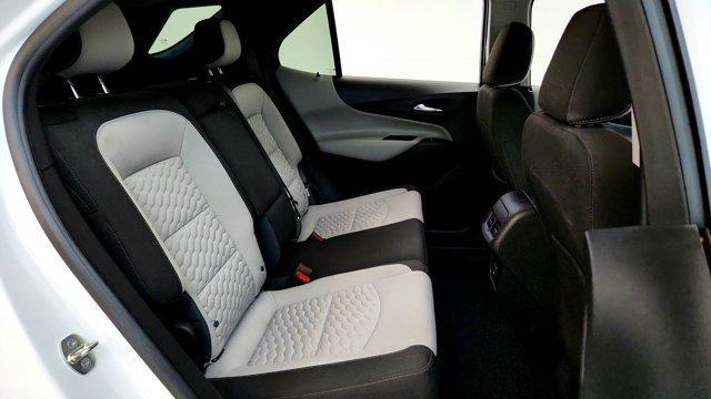 Photo of 2021 White Chevrolet Equinox