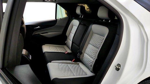 Photo of 2021 White Chevrolet Equinox