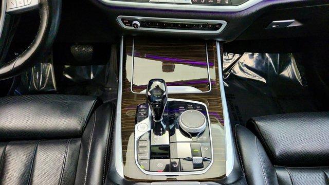 Photo of 2021 Gray BMW X7