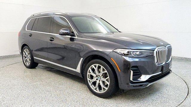 2021 BMW X7