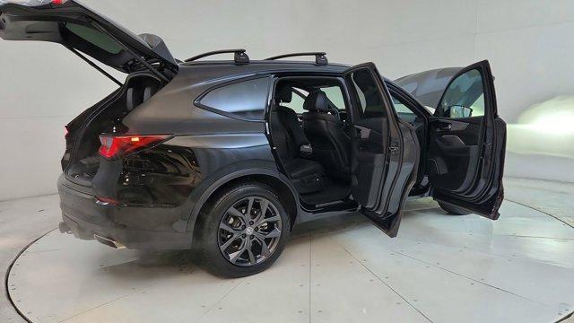 Photo of 2022 Black Acura MDX
