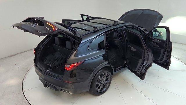 Photo of 2022 Black Acura MDX