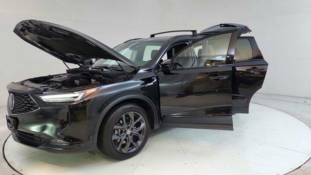 Photo of 2022 Black Acura MDX