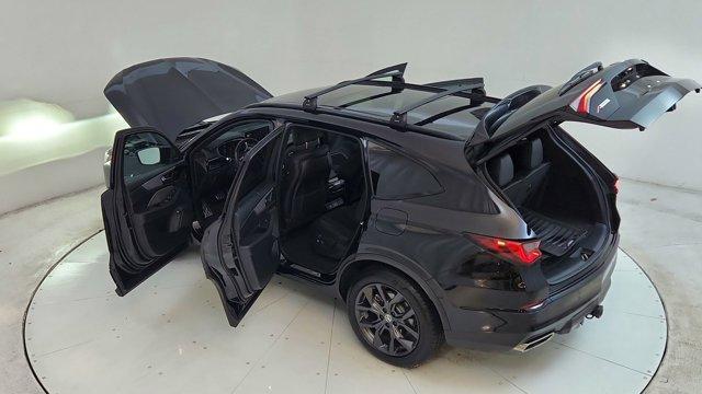 Photo of 2022 Black Acura MDX