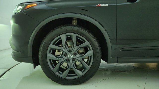 Photo of 2022 Black Acura MDX