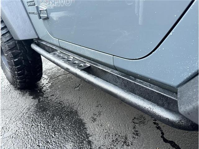 Photo of 2015 Frozen Blue Jeep Wrangler