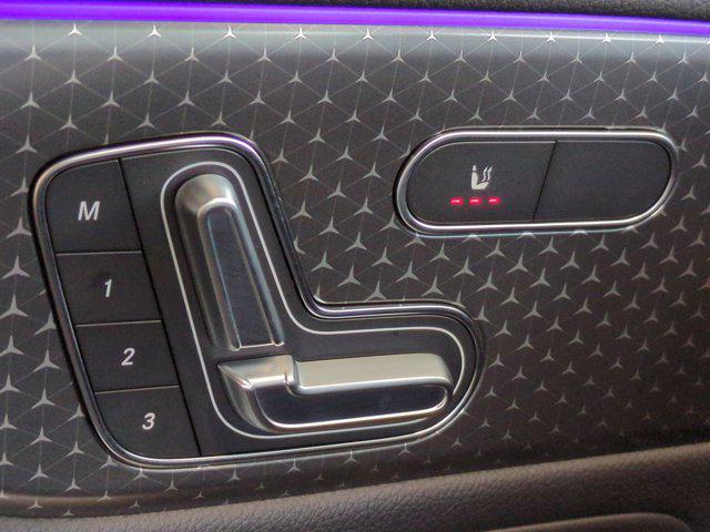 Photo of 2024 Black Mercedes-Benz GLB 250