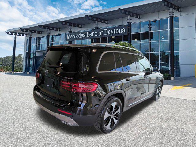 Photo of 2024 Black Mercedes-Benz GLB 250