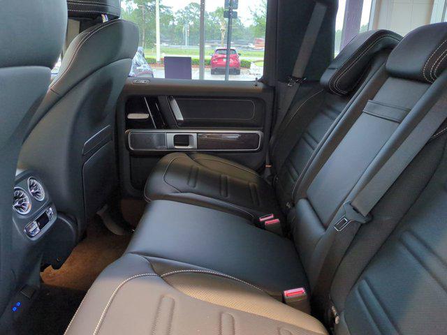 Photo of 2025 MANUFAKTUR Arabian Grey Mercedes-Benz G-Class
