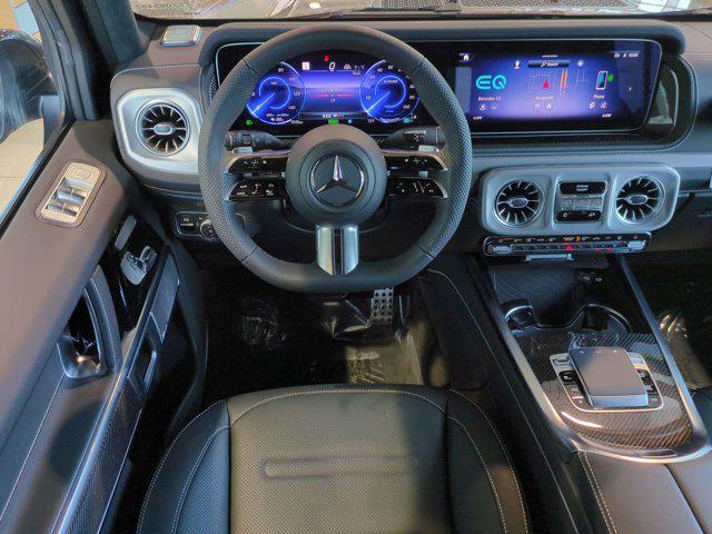 Photo of 2025 MANUFAKTUR Arabian Grey Mercedes-Benz G-Class