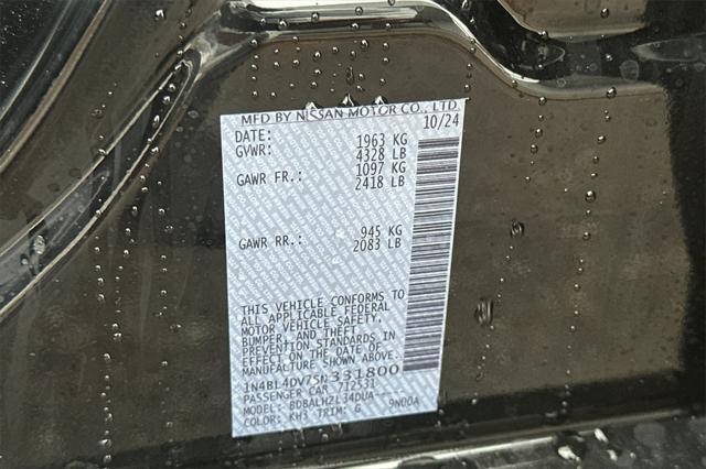 Photo of 2025 Black Nissan Altima