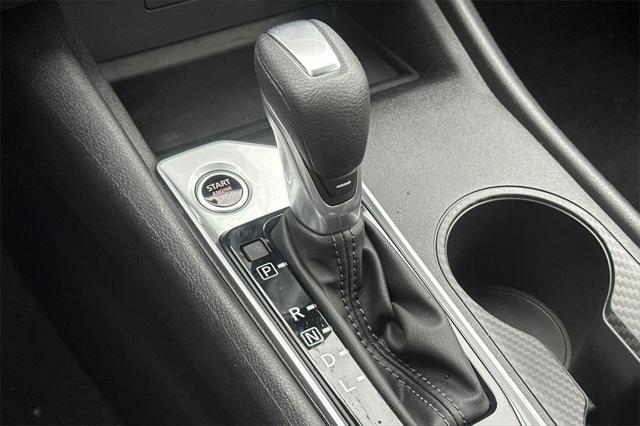 Photo of 2025 Black Nissan Altima