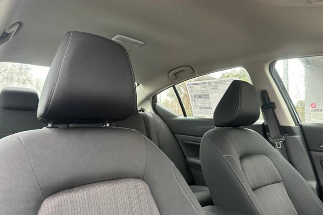 Photo of 2025 Black Nissan Altima