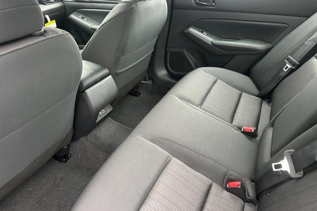 Photo of 2025 Black Nissan Altima