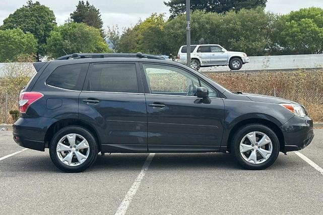 Photo of 2014 Dark Gray Metallic Subaru Forester