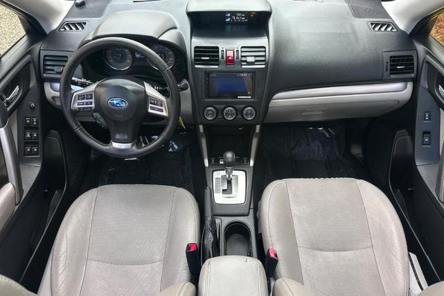 Photo of 2014 Dark Gray Metallic Subaru Forester