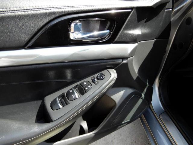 Photo of 2021 Gun Metallic Nissan Maxima