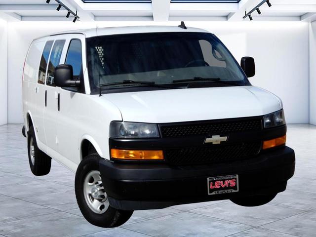 2022 Chevrolet Express 2500