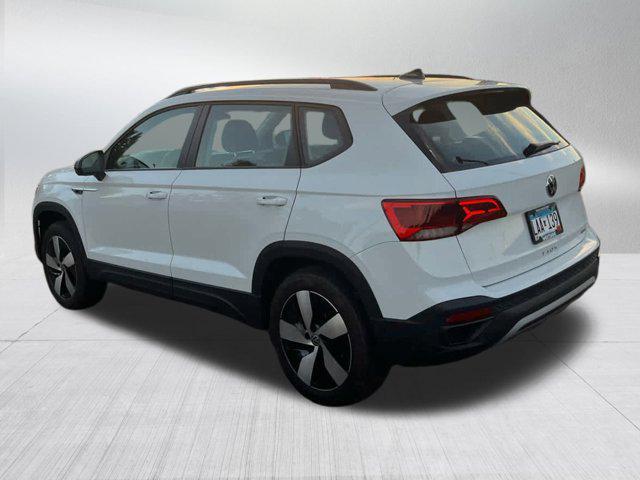 Photo of 2023 Pure White Volkswagen Taos