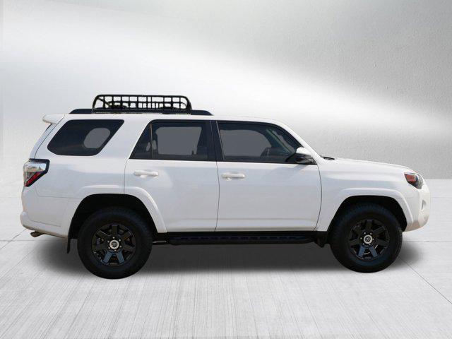 Photo of 2022 White Toyota 4Runner