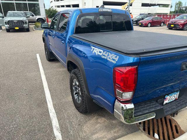 Photo of 2017 Blazing Blue Pearl Toyota Tacoma
