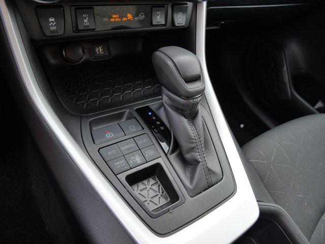 Photo of 2024 Ice Cap Toyota RAV4