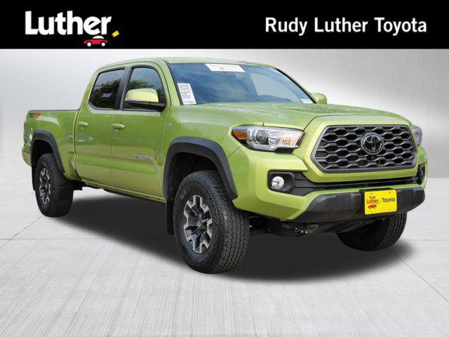 Photo of 2023 Electric Lime Metallic Toyota Tacoma