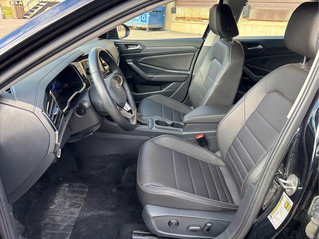 Photo of 2024 Deep Black Pearl Volkswagen Jetta