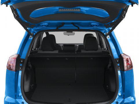 Photo of 2017 Blizzard Pearl Toyota RAV4