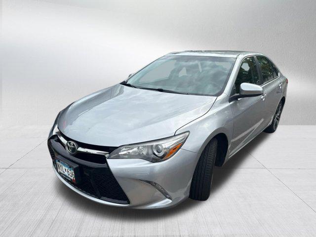 Photo of 2016 Celestial Silver Metallic Toyota Camry