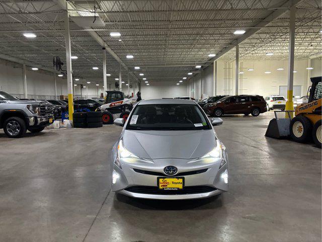 Photo of 2018 Classic Silver Metallic Toyota Prius