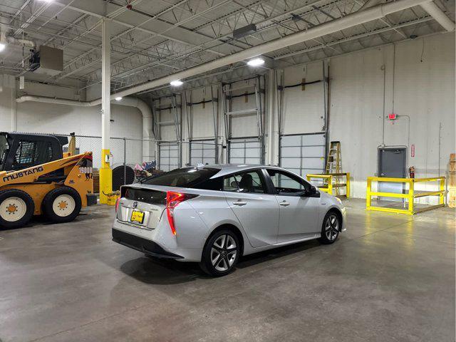 Photo of 2018 Classic Silver Metallic Toyota Prius