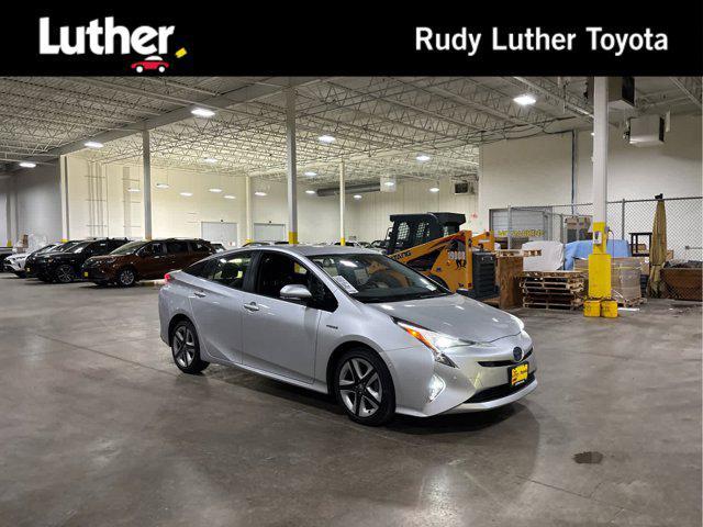 Photo of 2018 Classic Silver Metallic Toyota Prius
