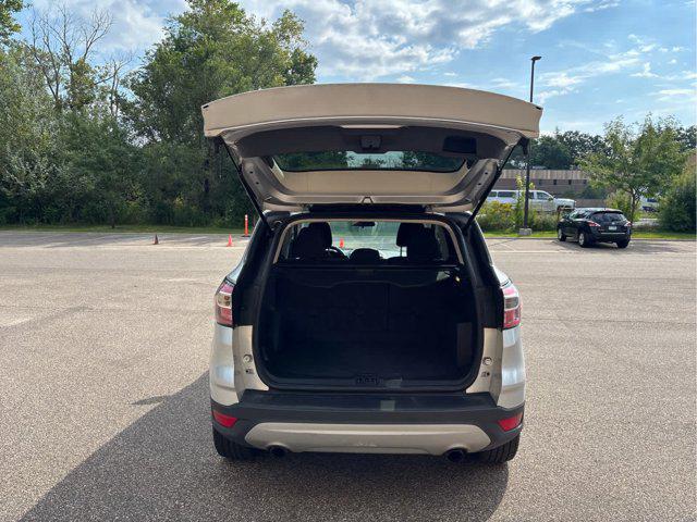 Photo of 2017 Ingot Silver Metallic Ford Escape