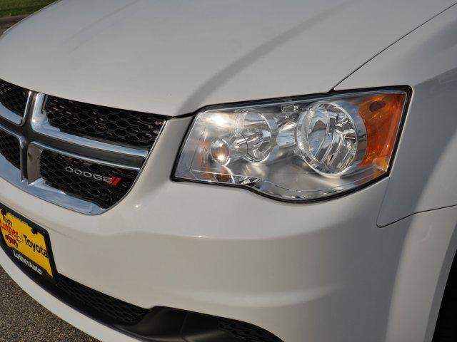 Photo of 2020 White Knuckle Clearcoat Dodge Grand Caravan