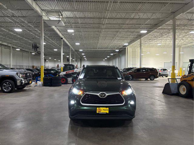 Photo of 2024 Cypress Toyota Highlander