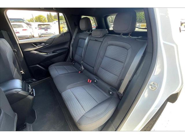 Photo of 2025 Summit White Chevrolet Equinox