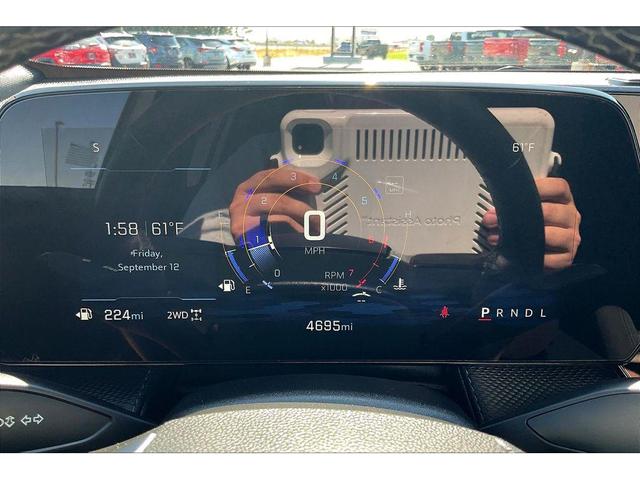 Photo of 2025 Summit White Chevrolet Equinox